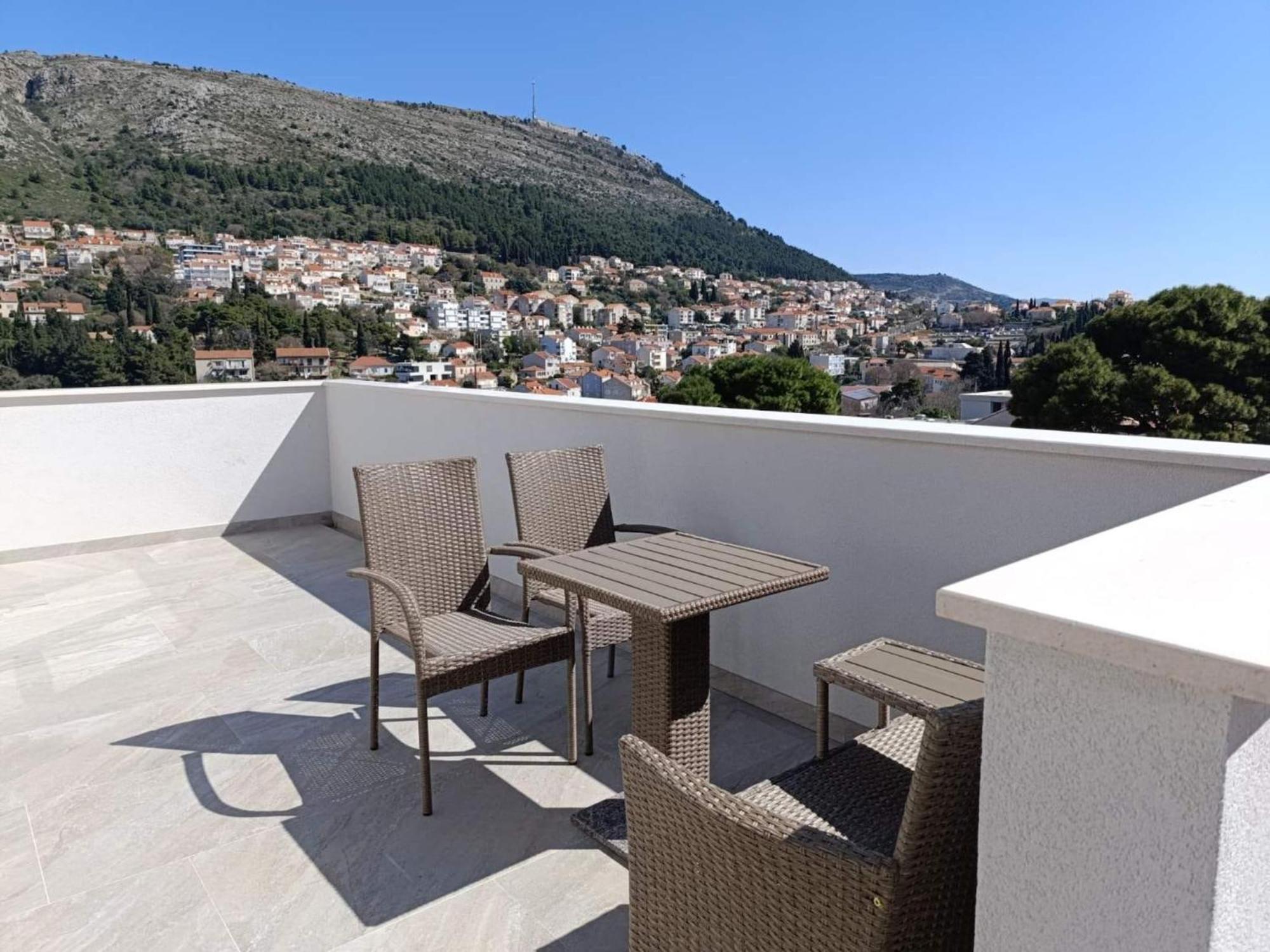 Penthouse Dijana - One Bedroom With Terrace Apartment *