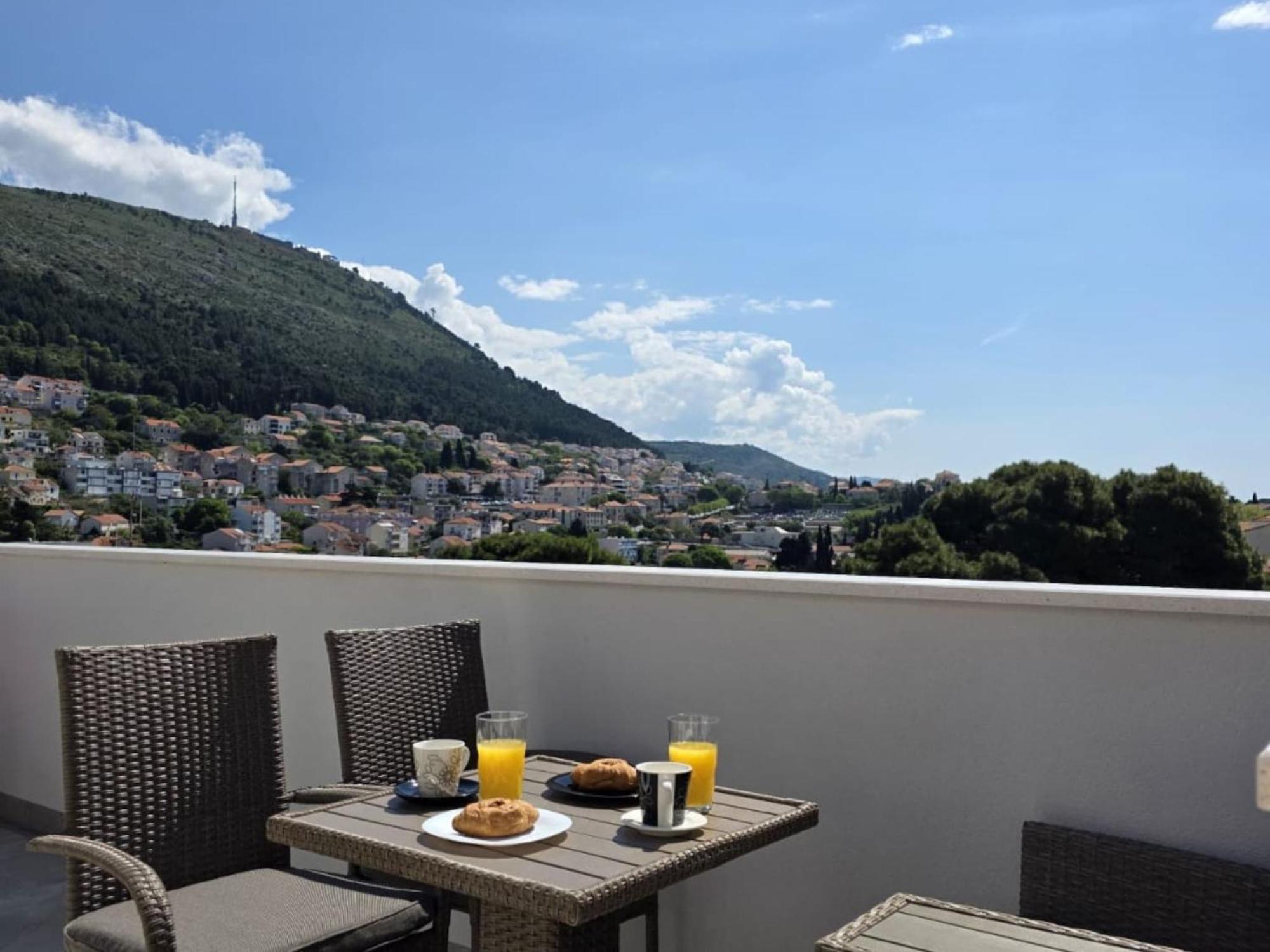 Penthouse Dijana - One Bedroom With Terrace Apartman