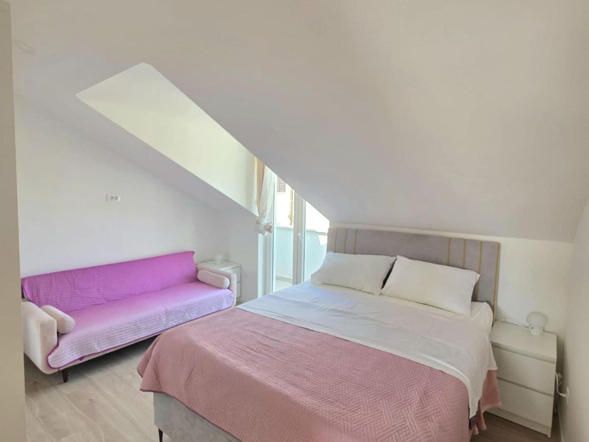 Penthouse Dijana - One Bedroom With Terrace * Dubrovnik