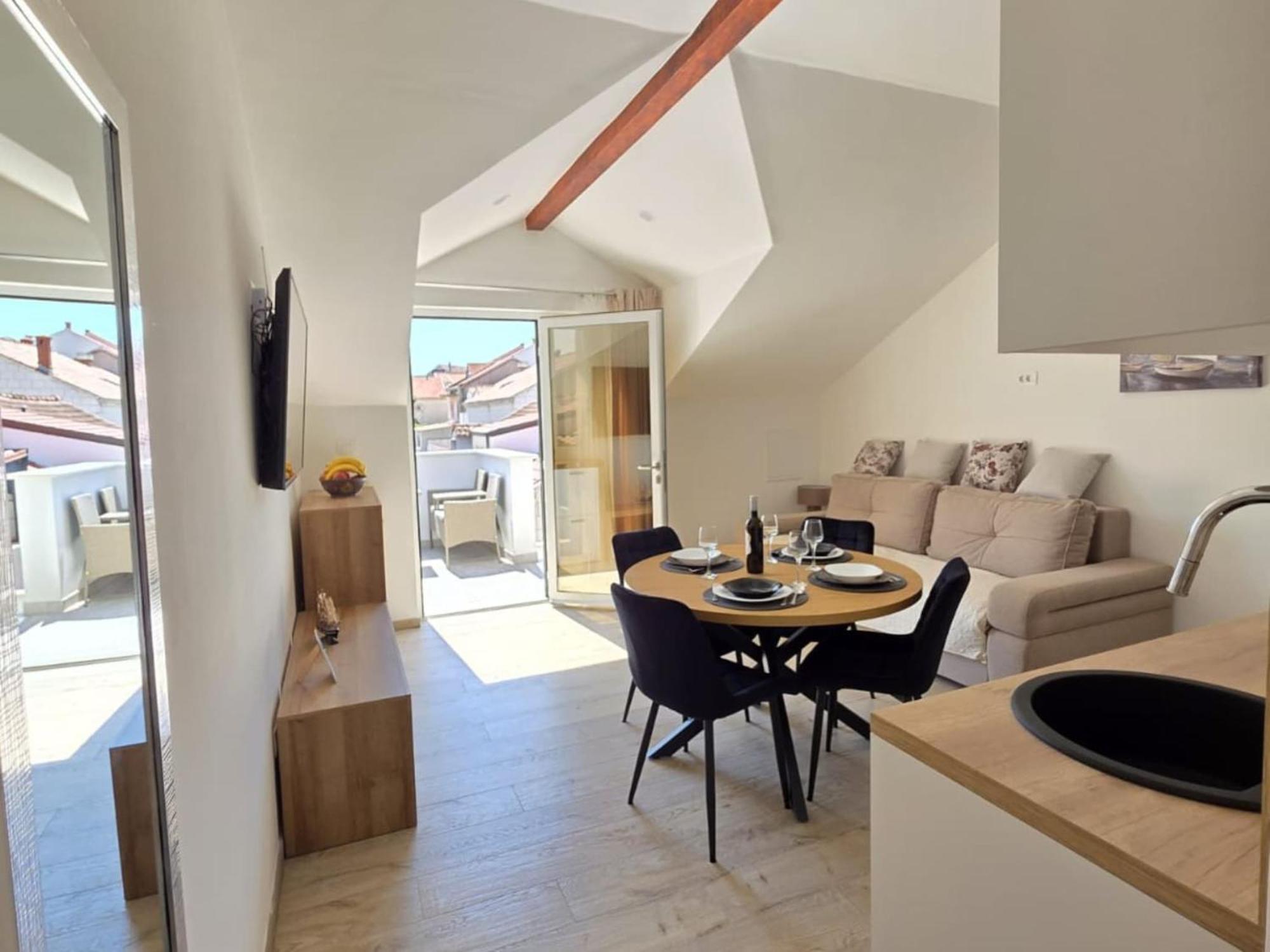 Apartment Penthouse Dijana - One Bedroom With Terrace Dubrovnik
